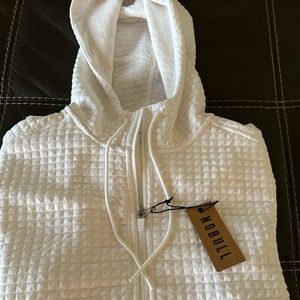 NOBULL Men’s quilted zip up jacket